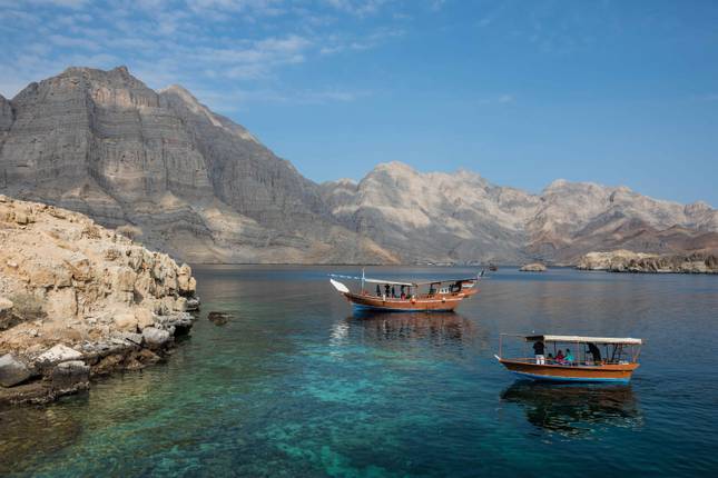 Oman & UAE Highlights Asia Tours 2024 hanitravel