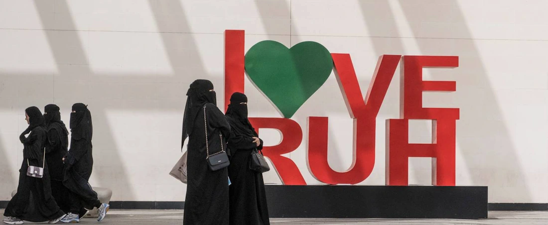 A glance of Saudi Arabia 8 days