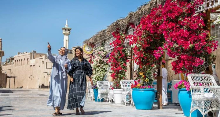The UAE Essentials - Escorted Tour Full Board Plan 2025