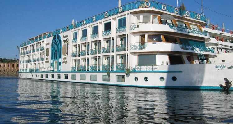 Queen Cleopatra - 7 days offers