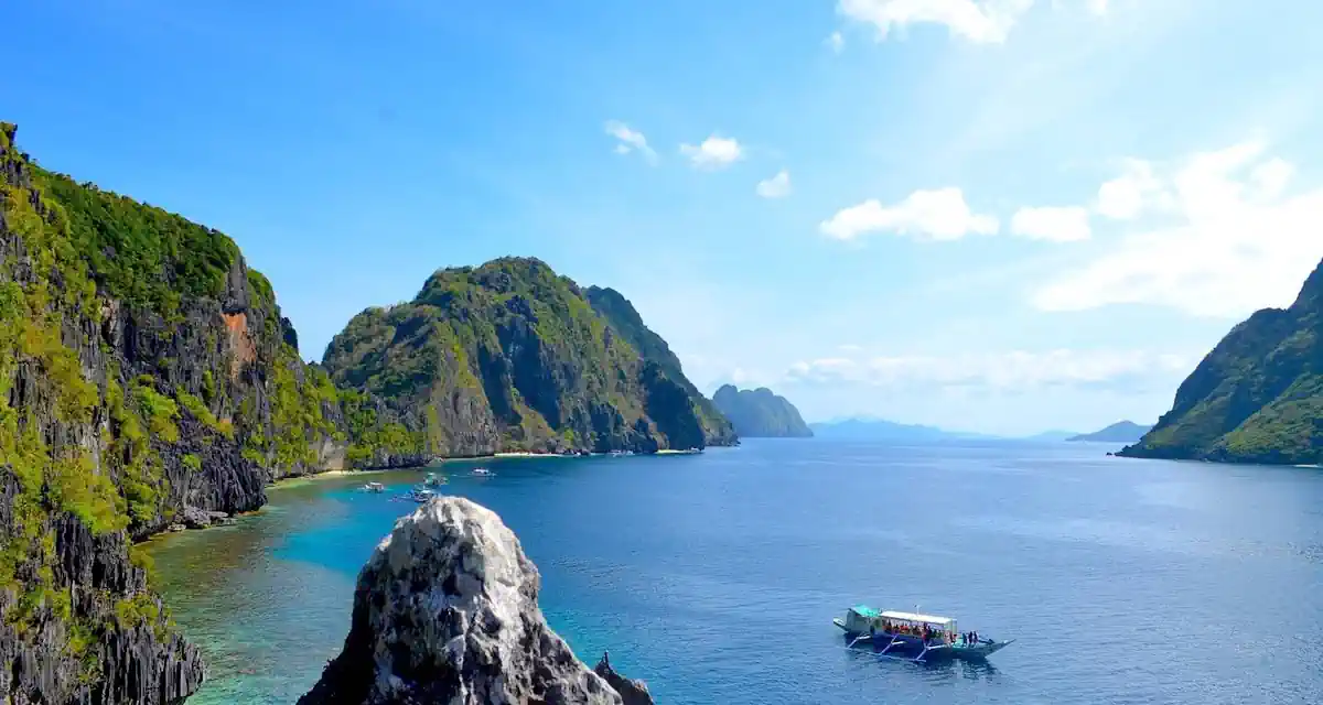 Filipino Beaches and Chocolate Hills 9 Days