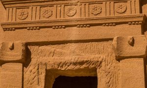 Behind the curtain of the spiritual Islam 8 days : A glance of Saudi Arabia. Jeddah, Madain Saleh, Al Ula, Riyadh